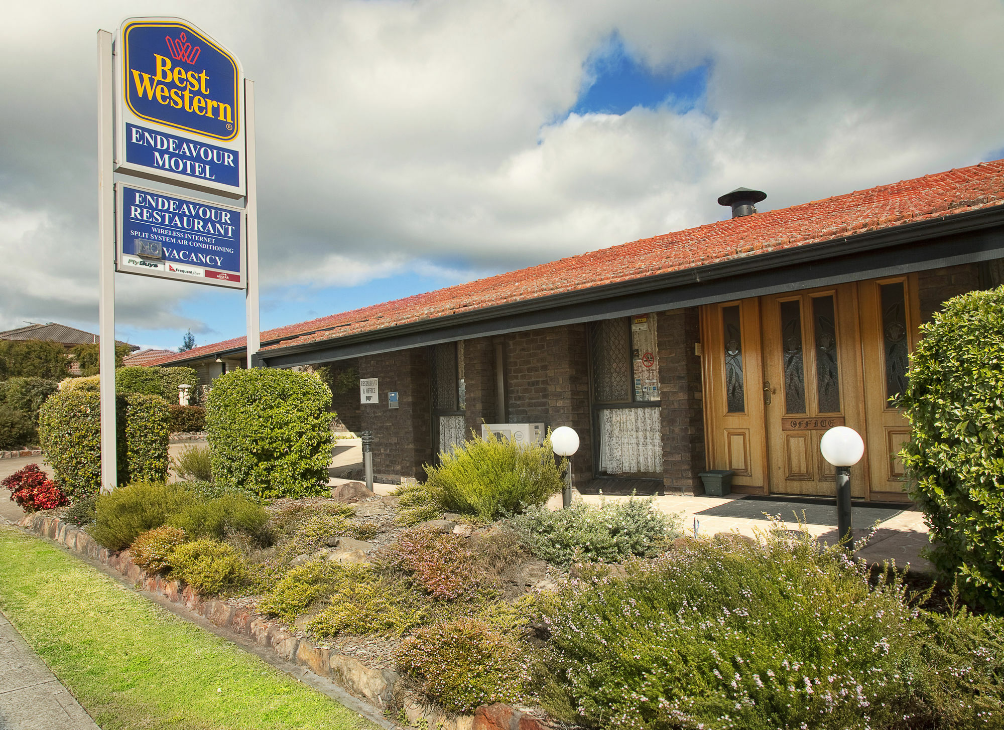 מאטילנד Best Western Endeavour Motel מראה חיצוני תמונה